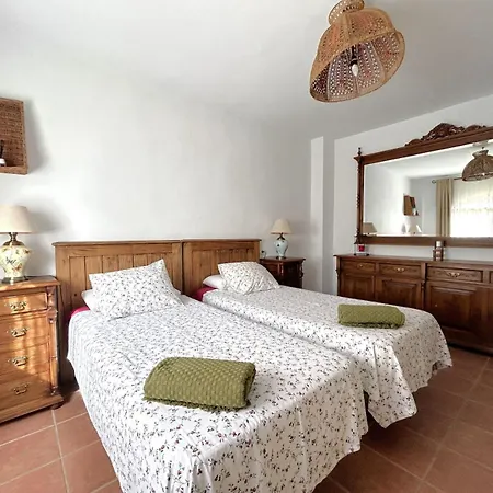 Espectacular Casa Con Piscina En Holiday home Gaucin