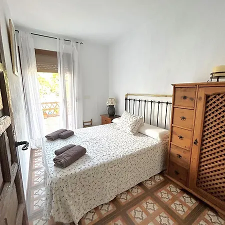 Holiday home Espectacular Casa Con Piscina En *